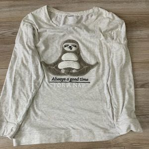 Women’s sleep shirt